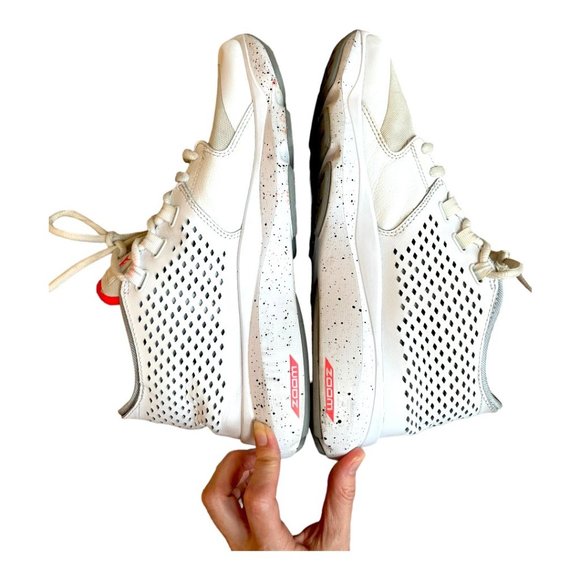 Nike Air Jordan Flow White-Wolf Grey-Infrared 23 Size 8.5 - Picture 7 of 13